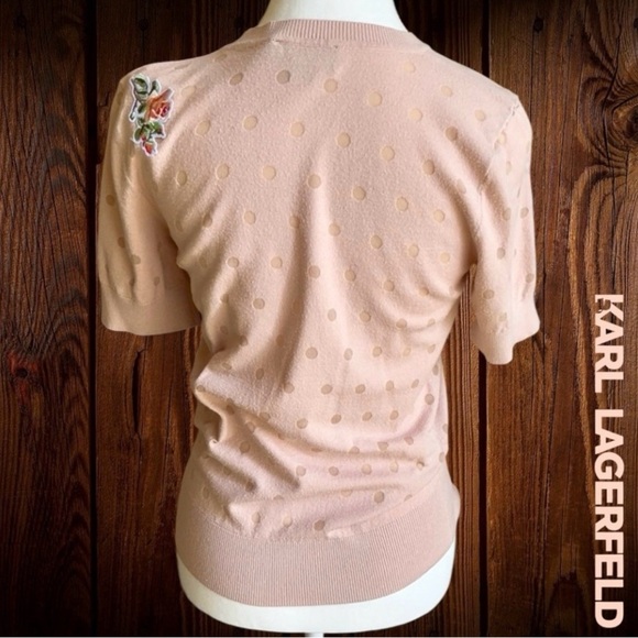 Karl Lagerfeld Blush Pink Short Sleeve Top w/ 💐 embroidered on back - Picture 2 of 9
